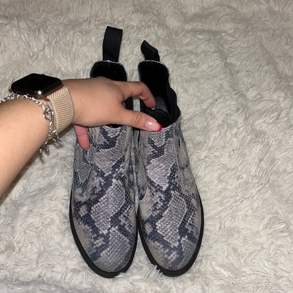 Dr. Martens Shoes - Dr. Martens Boots | Pascal Snake